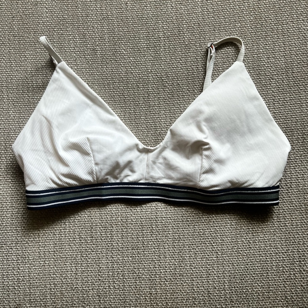 Sporty Bikini Top